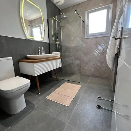 Apartman New Sea View Flat In Long *