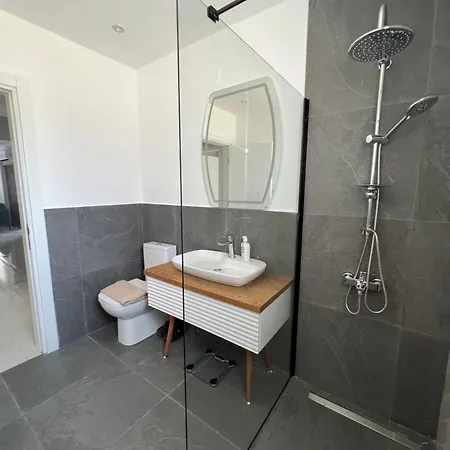 New Sea View Flat In Long *